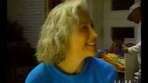 Interchange 1 - Unit 3 - At a garage sale