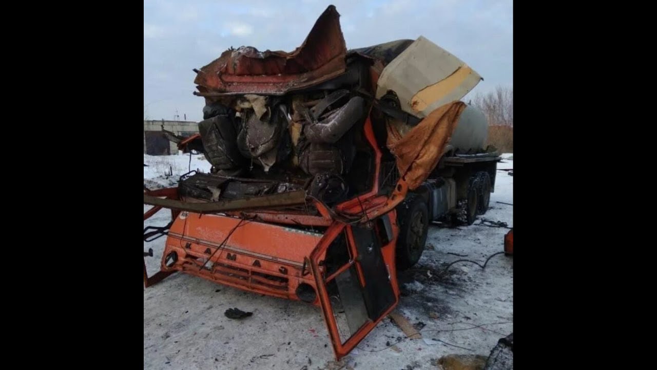 ЖЕСТЬ ! Кабину КАМАЗА вывернуло наизнанку ! Что произошло ? - YouTube