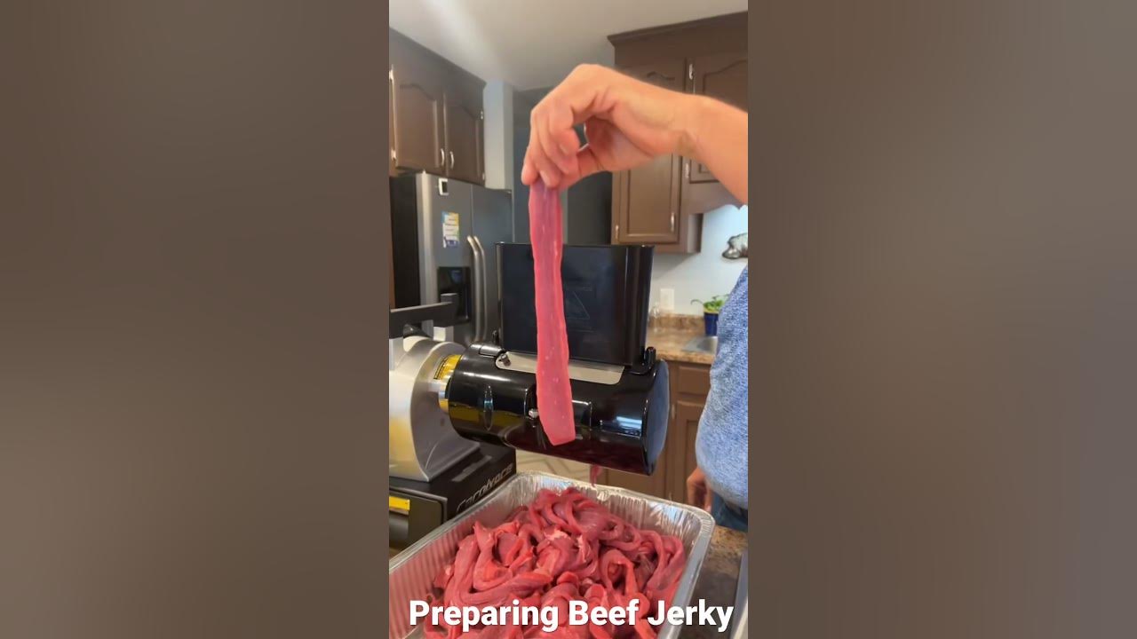 How to prepare homemade Beef Jerky with a Cabela’s CommercialGrade Carnivore Meat Grinder 