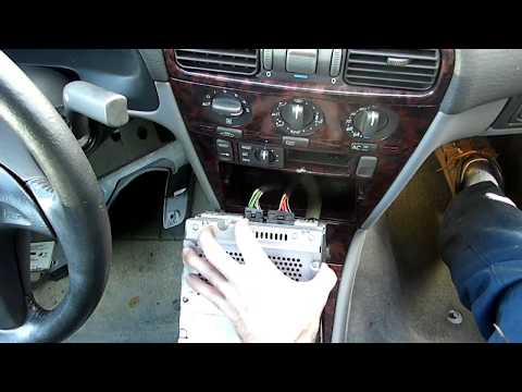 volvo-radio-removal