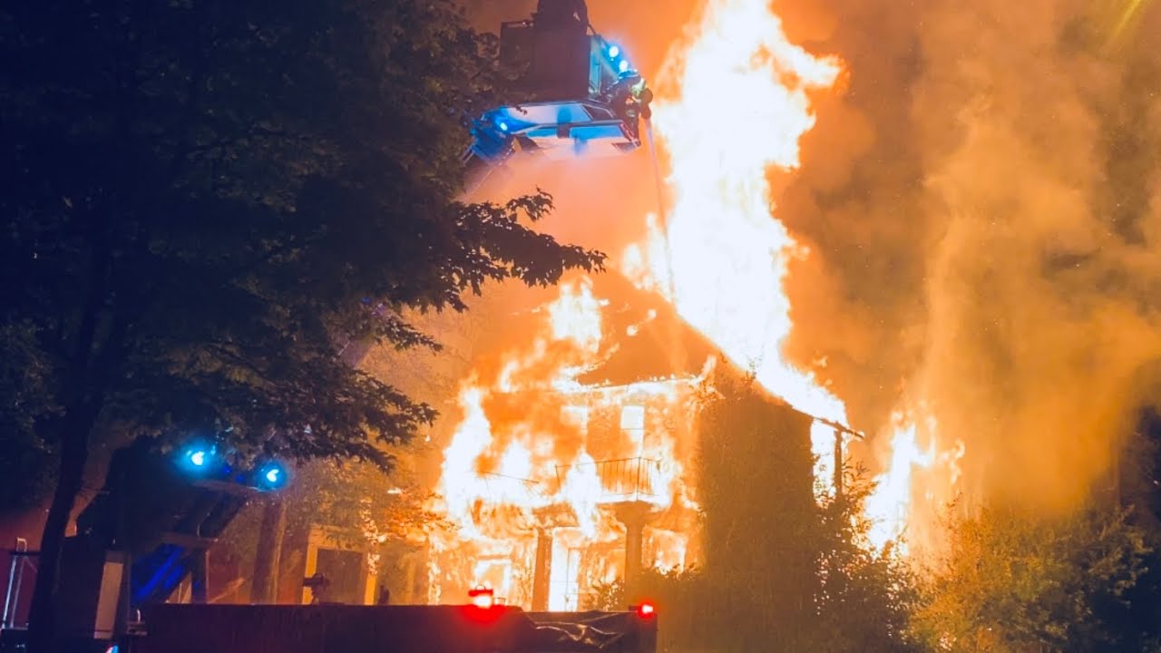 Detroit Fire - July 4th 2 Dwellings (3687 Pulford St)