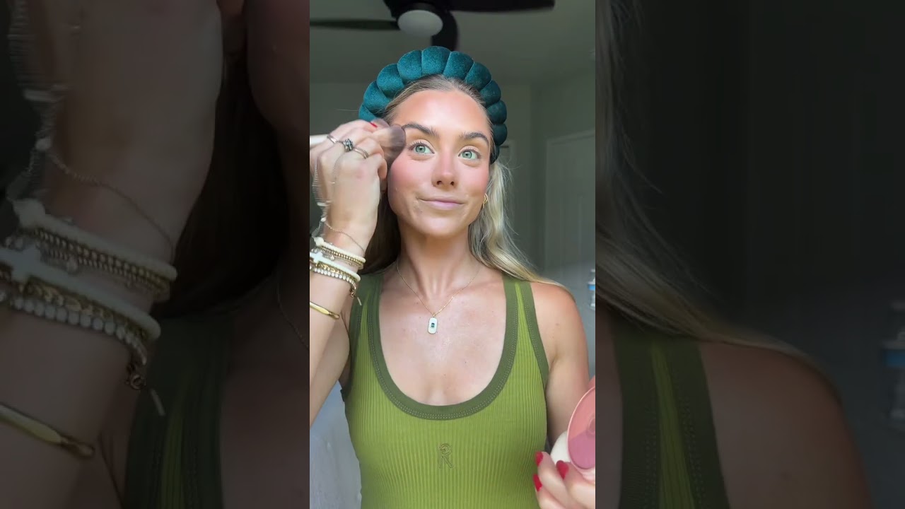 the big sale is back Beauty 21 days of beauty event and there’s both weekly and daily beauty steals