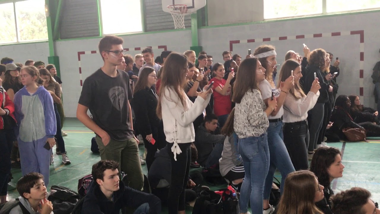 Lycée SainteFamille School out des 2ndes et 1eres (2) YouTube