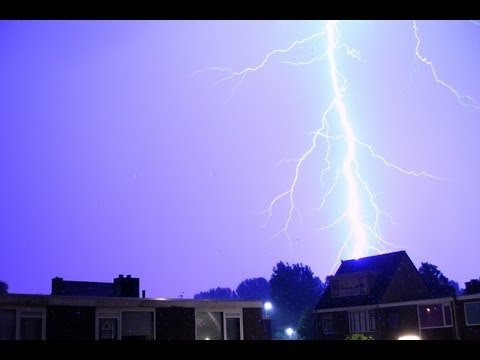 Zwaar onweer op 26 05 2009, De grote storm om 03:45 uur boven Rotterdam