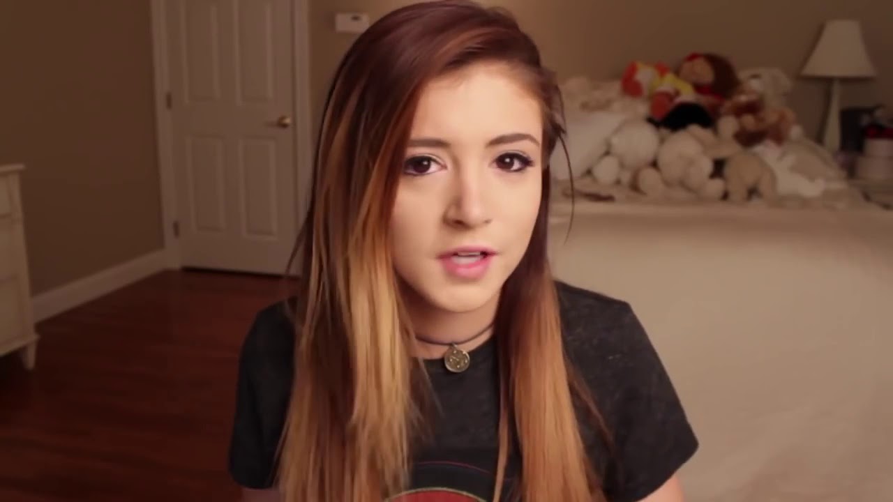 Chrissy Costanza Fakes
