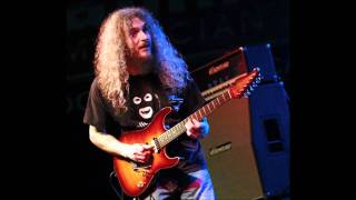 Video thumbnail of "Guthrie Govan - The Pump (Jeff Beck Cover)"