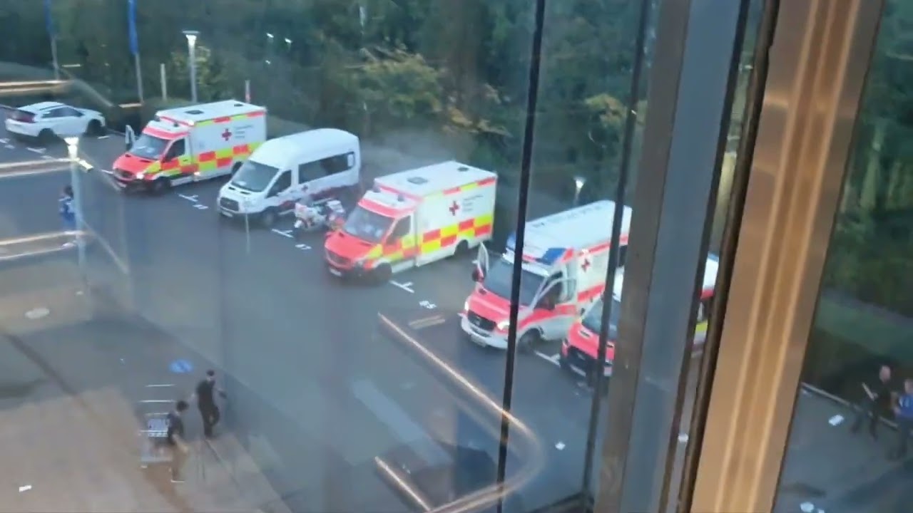 Tepper Glasaufzug (10 Minuten XXL Fahrt im Dunkeln) in der Veltins Arena in Gelsenkirchen.