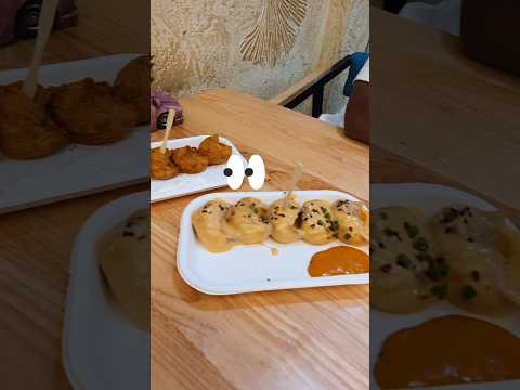 momos 🙆 ഇത്രയ്ക്കും പ്രതീക്ഷിച്ചില്ല 🙆#minivlog #momos #chalakudy #sisters #momscooking #foodie