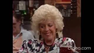 Classic Coronation Street: Bet &amp; Alec Collection 20 (April 1989)