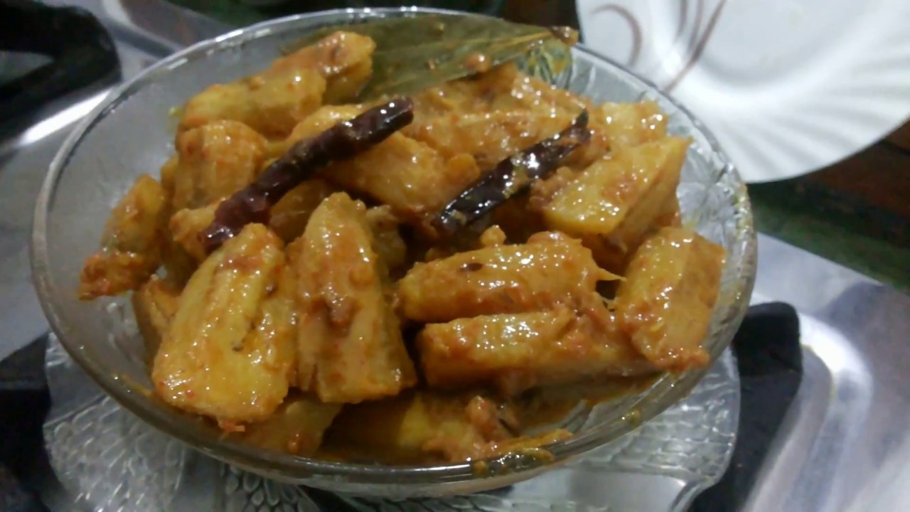 WITHOUT ONION OR GARLIC, RAW BANANA KI MASALEDAR RECIPE - YouTube