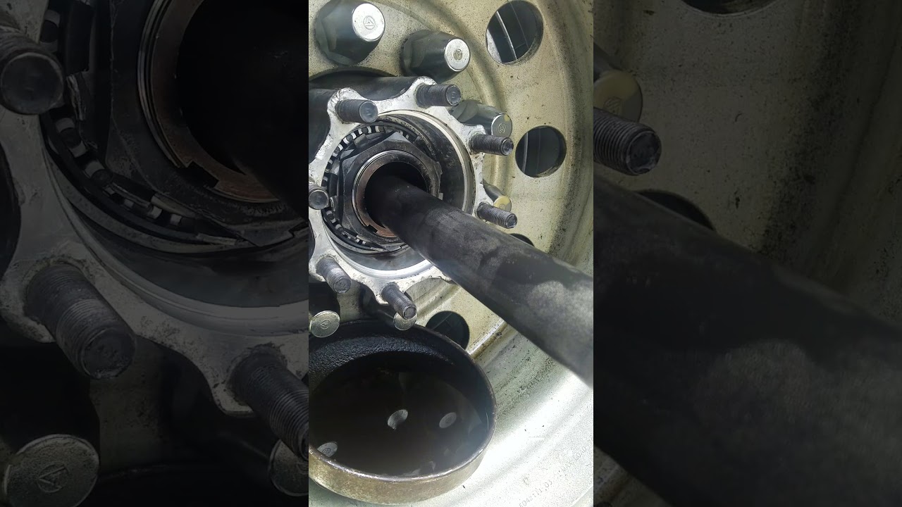 2012 volvo VNL axle seal reseal attempt YouTube
