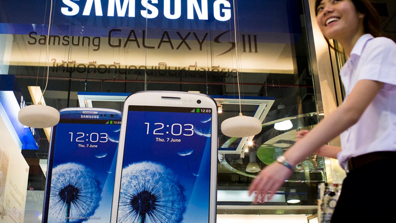 After a Poor 2014, Samsung Forecasts First Annual Profit Drop in 3 Years