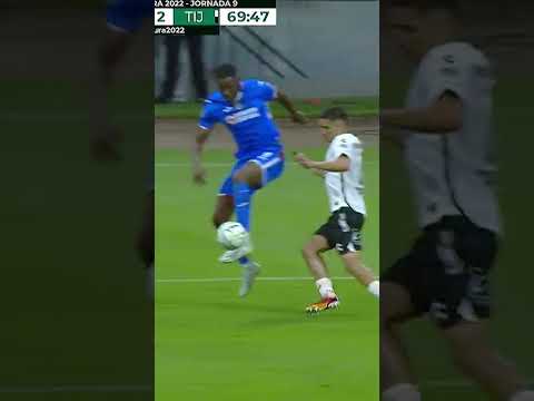 🚨🤯 Tito Villa EXPLOTA contra Carneiro por dejarse caer en el área #shorts #viral #cruzazul