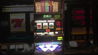OLD SCHOOL TRIPLE DOUBLE DIAMOND SLOT MACHINE 480X WIN screenshot 1