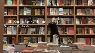 [Vlog #2] Day in my life 🤎 (Singapore) | Slow &amp; chill Saturday / Bookstore, Cupcakes
