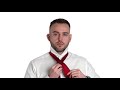 How to tie a tie