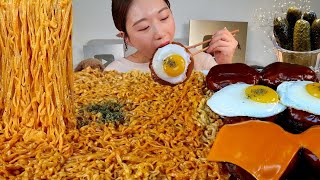 ASMR 아주 꾸~덕한 까르보불닭볶음면 함박스테이크 통피클 리얼먹방:) Cream spicy ramen, Hamburger steak MUKBANG