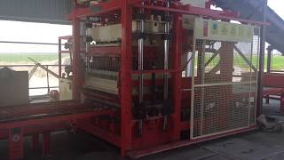 QGM T10 - Automatic Block Machine
