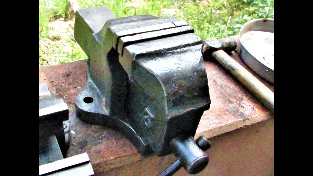 Restoring a 102 years old bench vise. YouTube