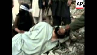 Afghanistan - Militant Video Shows Boy Beheading Alleged Taliban Traitor Resimi