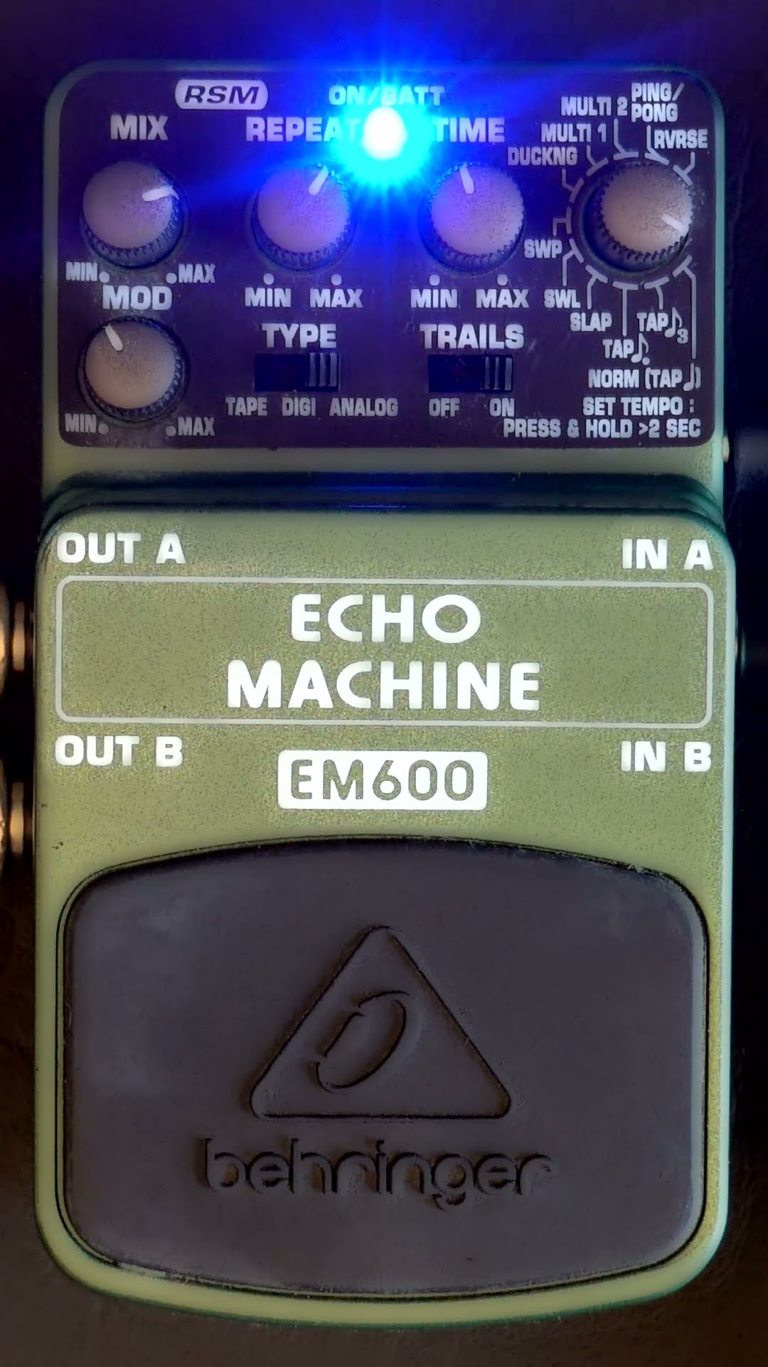 ギター BEHRINGER EM600 ECHO MACHINE Behringer | Product | EM600