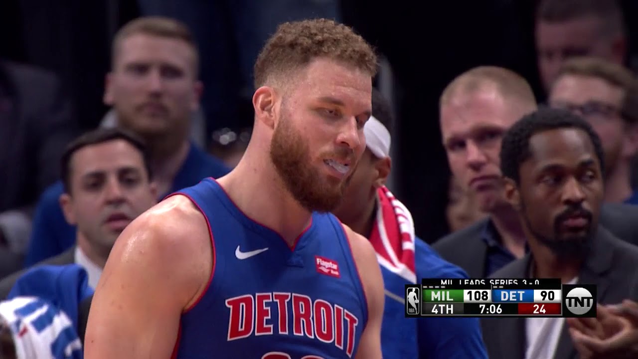 Blake Griffin Checks Out To Standing Ovation In Detroit With Ben Wallace In Crowd