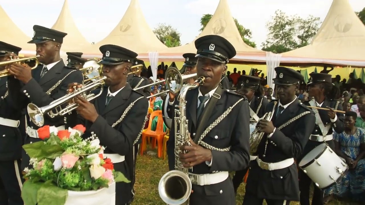 Lango traditional Song By Uganda Police Live Band