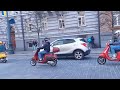 По проспекту. Vilnius. EU.Cities,people.