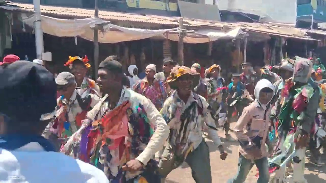 चिंचपाडा गाव होली‌ गेर 💃🏻🕺🏻|| Sangit Samrat Band Chinchpada || At. चिंचपाडा 19/03/2025💃🏻🕺🏻