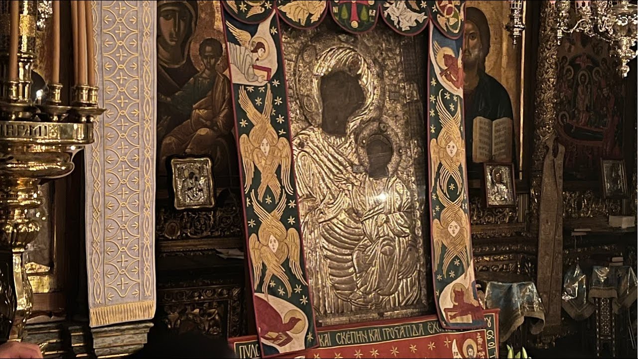 🛑 Ζωντανά η Κάθοδος της Παναγίας Πορταΐτισσας και ρίψη του Τιμίου Σταυρού στη θάλασσα της Ι.Μ Ιβήρων