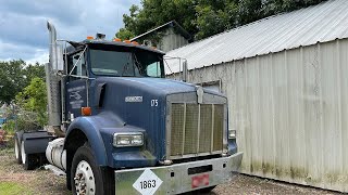 WILL IT START? KENWORTH PARKED BESIDE WAREHOUSE HASN'T CRANKED IN 7 YEARS!