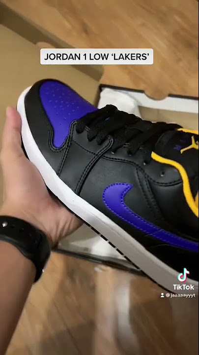 Air Jordan 1 Low GS Lakers 553560-075