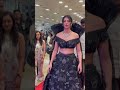 Actress Shruthi Haasan hot dress video #pressmeet #speech #viral