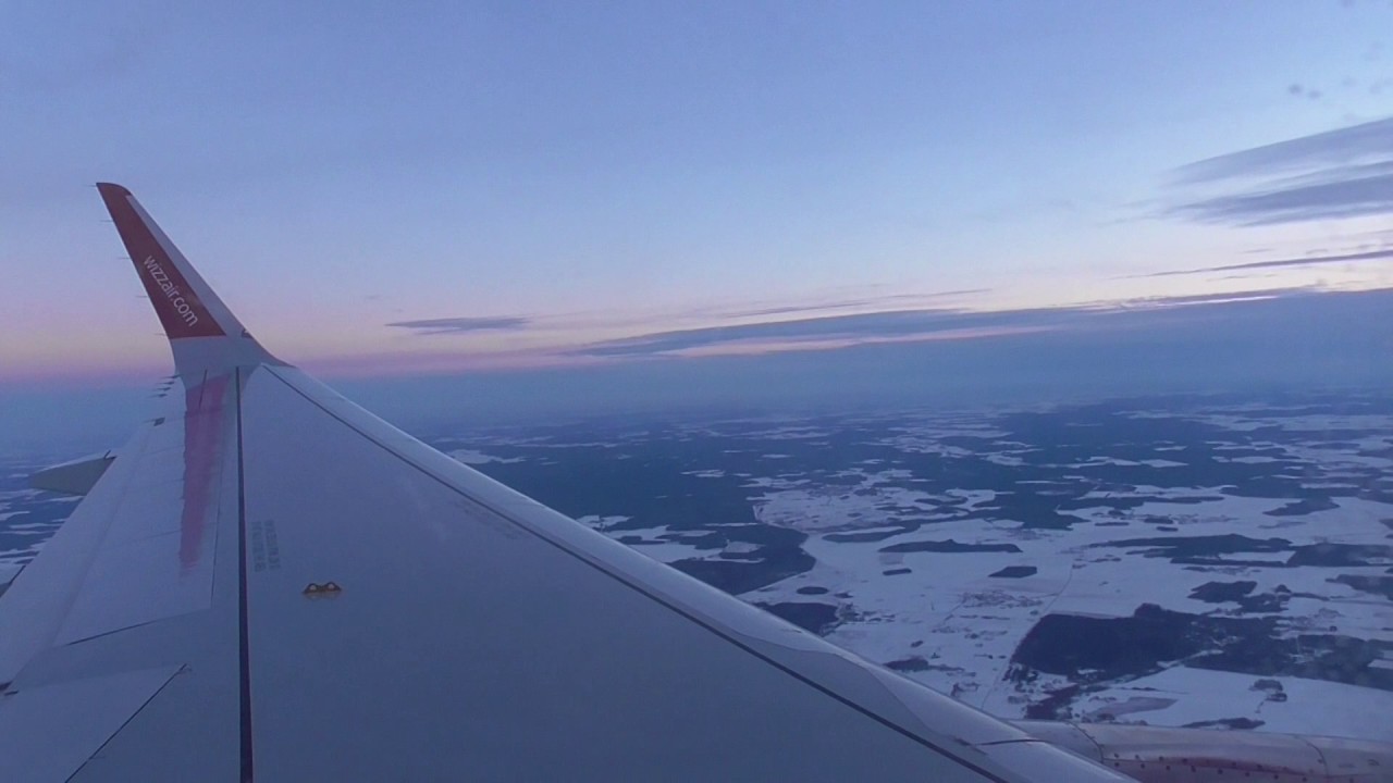 Полет Киев-Вильнюс. Лоукост Визэир. Аэробус А-320. - YouTube