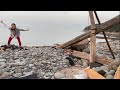 無人島で頭おかしくなった男。