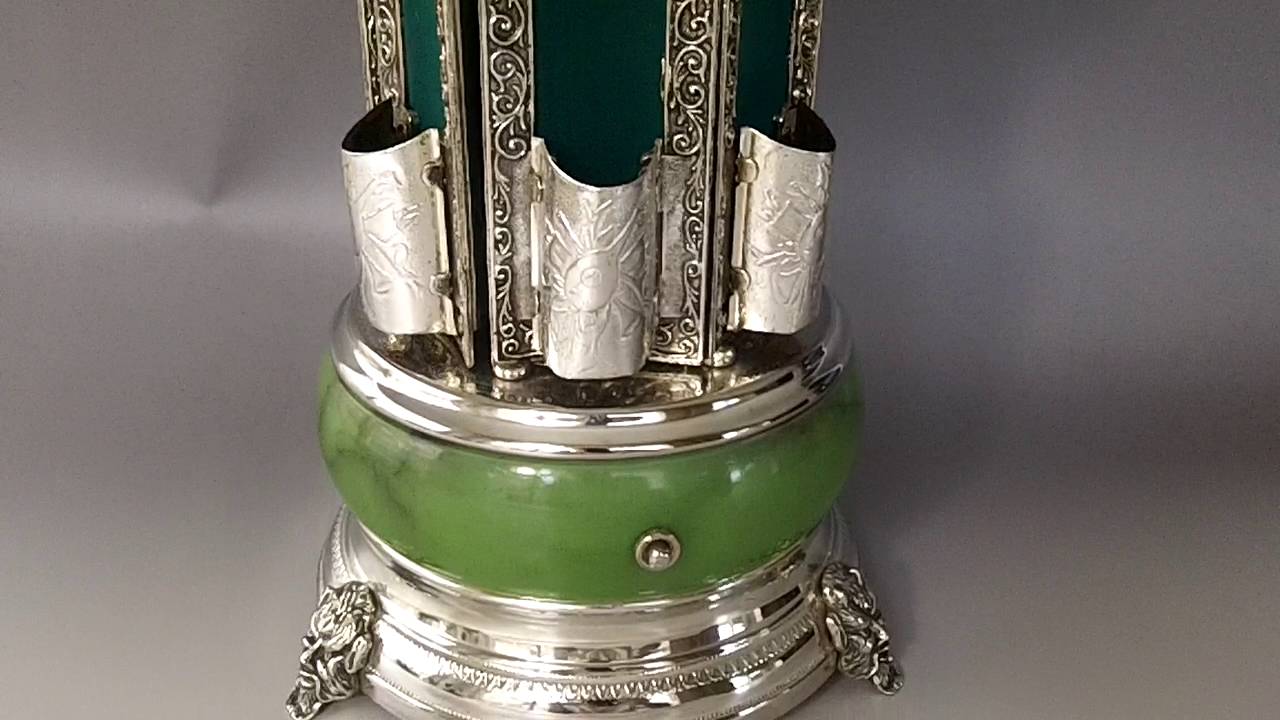 Jade Green Vintage Cigarette Lipstick Holder Carousel Music Box