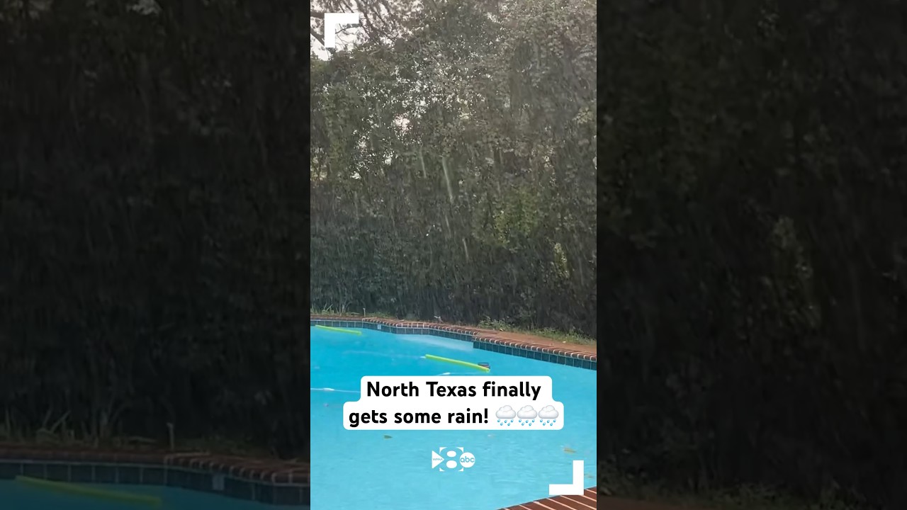 Rain starting to come down in Duncanville, Texas on Sunday