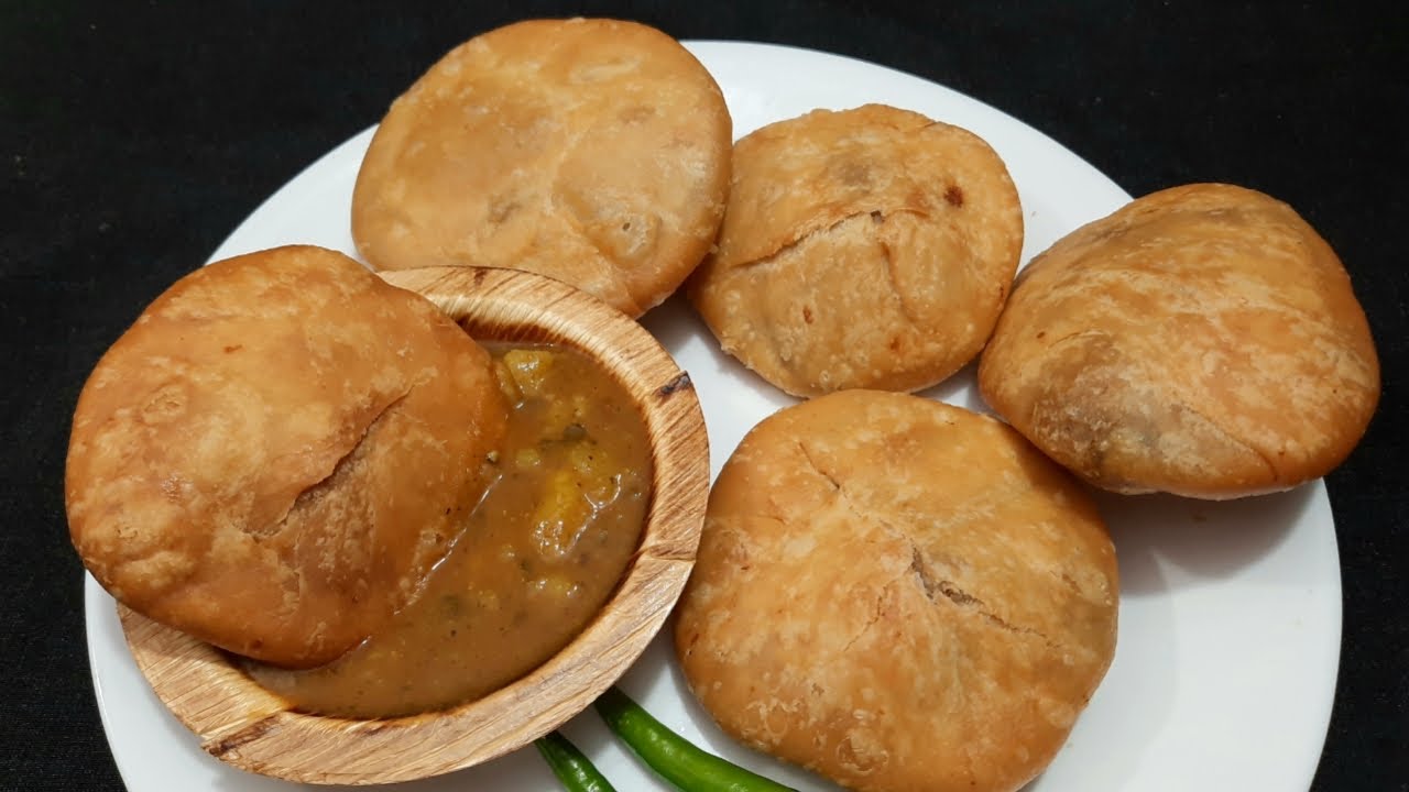 Kachori मथुरा आगरा की प्रसिद्ध खस्ता कचोरी और आलू की सब्जी | Khasta Kachori Recipe