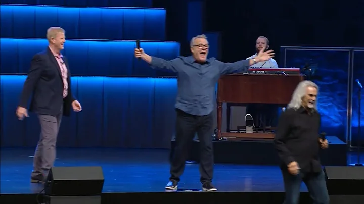 Mark Lowry, Guy Penrod and Jody McBrayer at the Liberty University (8 Oct 2021)