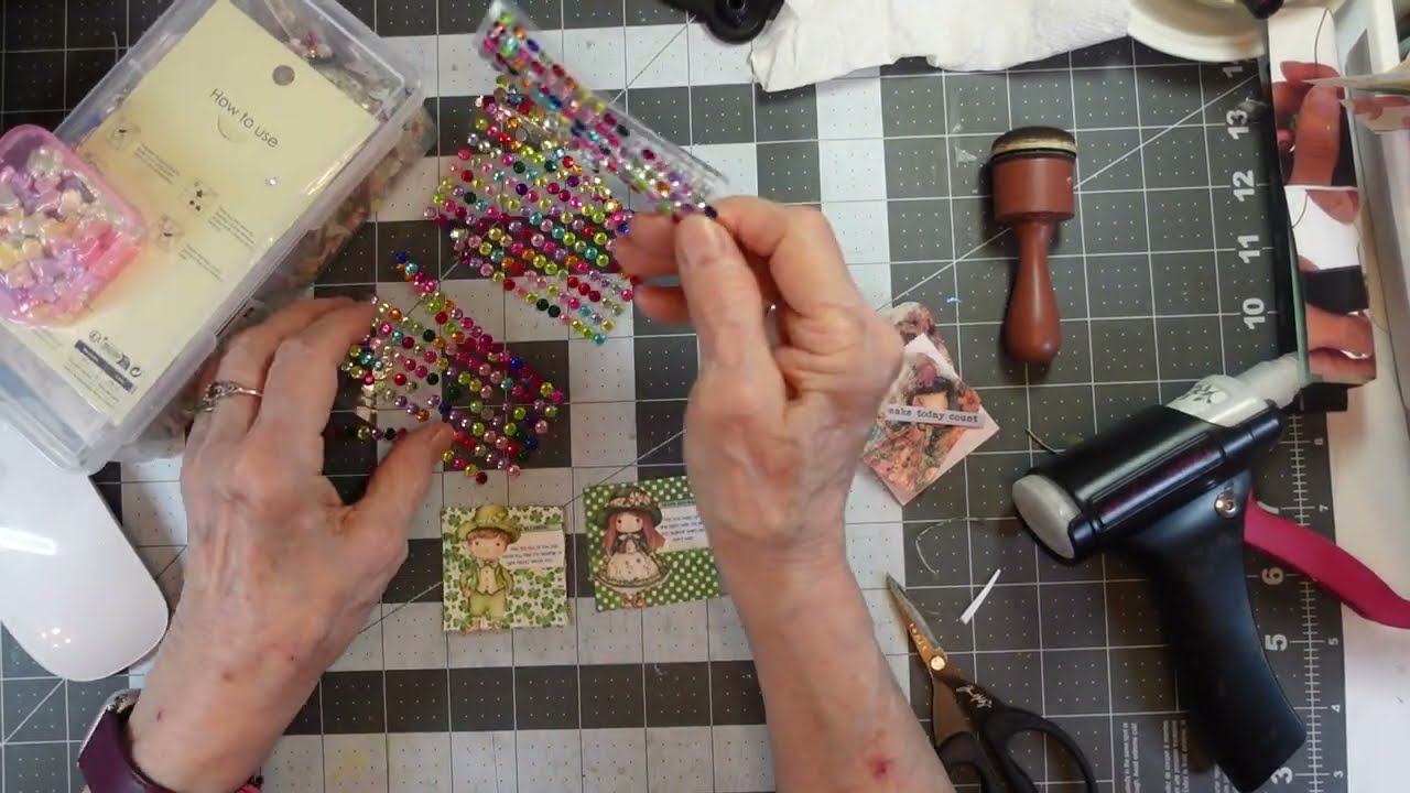 #twinchietuesday   Hosted by Jenn @SassySouthernNCGirl