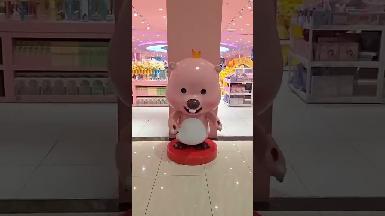 sister shocked of walking statue