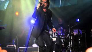 Andres Calamaro 5 minutos minibar
