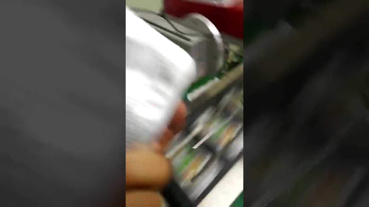 Automatic food packaging laser code spraying machine Automatic laser printer for food packaging