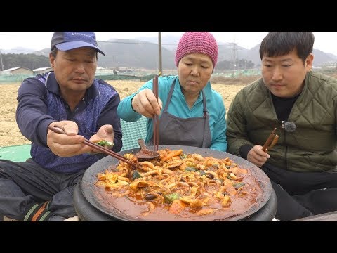 매콤한 [[낙지볶음(Stir-fried small Octopus)]] 밥까지 볶아서~ 요리&먹방!! - Mukbang eating show