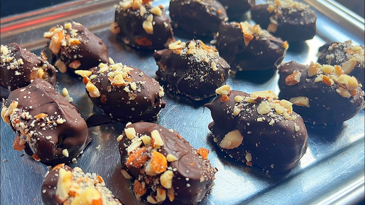 Making Dates snickers bar