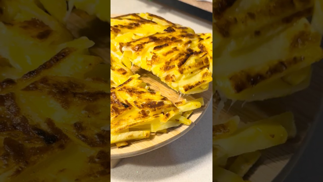 CRISPY KOREAN POTATO CHEESE PANCAKE🔥#patates #kaşar #kahvaltı #recipe #streetfood #foodlover #food CRISPY KOREAN POTATO CHEESE PANCAKE🔥#patates #kaşar #kahvaltı #recipe #streetfood #foodlover #food