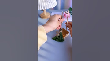 Cách làm cây chổi quét rác từ lá thông #choicungcon #handmade #choicungcon #dochoichobe #shorts