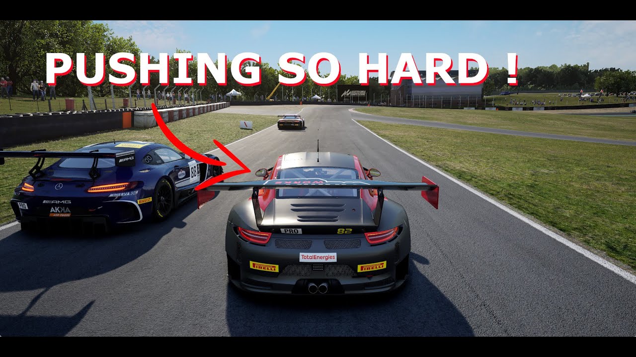 🚦 Race Excitement! 🚗💨 Thrill of Brands Hatch! 