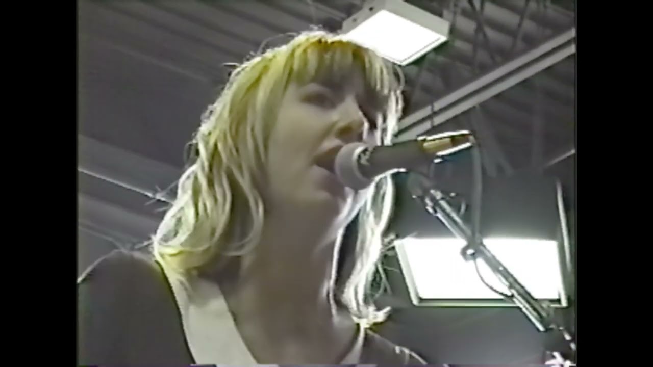 The Muffs- Tower Records, Woodland Hills 5/4/95 xfer f/1st gen VHS