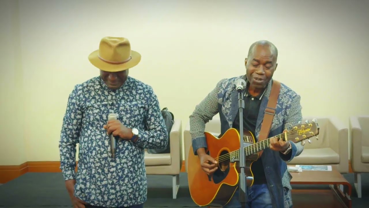 CAFE MUSIC Les frères  Guissé Timbal